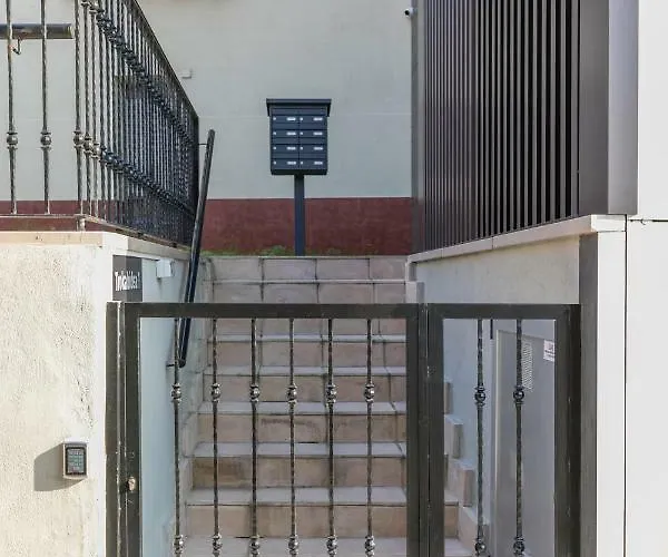 Riverside By Forever Більбао